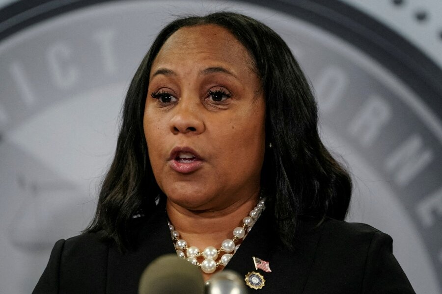 Fulton County District Attorney Fani Willis Demands Trump Trial Before ...