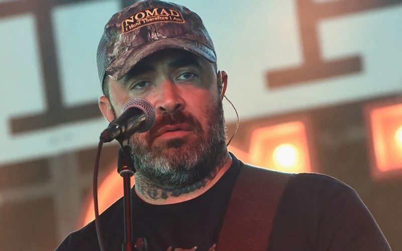 Country Music Star Aaron Lewis to Left-Wing Cancel Mob: ‘You Know What? F*CK You’