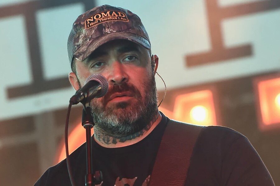 Country Music Star Aaron Lewis to Left-Wing Cancel Mob: ‘You Know What? F*CK You’
