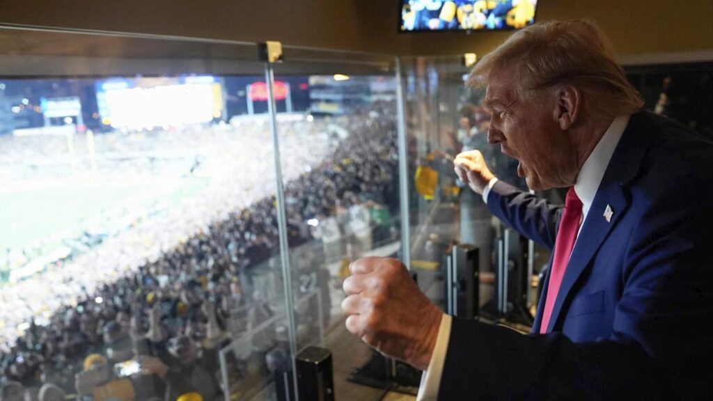 Watch: Entire Pittsburgh Stadium Breaks Into Thunderous Chants of ‘USA’ as Trump Arrives