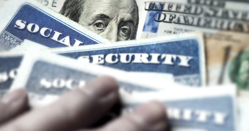 14 Illegal Aliens Charged with Stealing Social Security Numbers from US Citizens