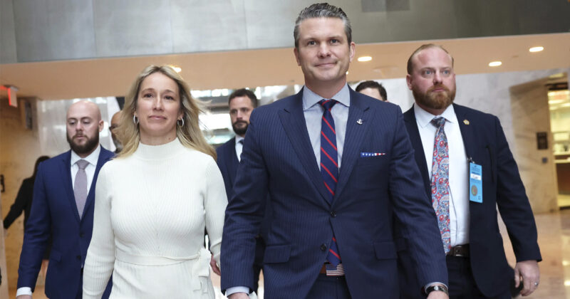 Pentagon Refutes WSJ Report That Pete Hegseth’s Wife Attended Classified Meetings