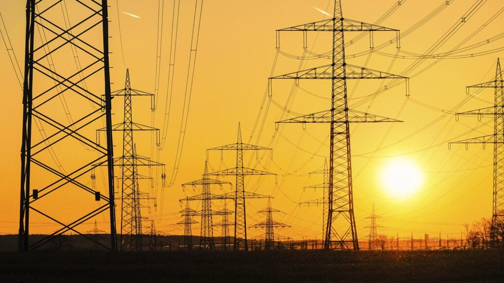 America’s Largest Grid Operator Warns of Summer Power Shortages
