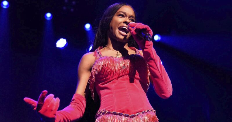 ‘I’m Not Putting on F***ing Hijab’: Singer Pulls Out of Festivals Over Palestine Pressure