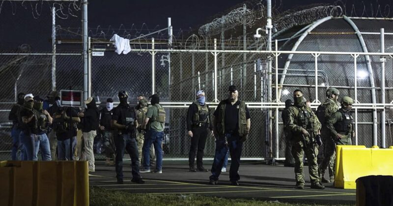 4 Illegal Migrants Escape After Democrats Stormed ICE Detention Facility