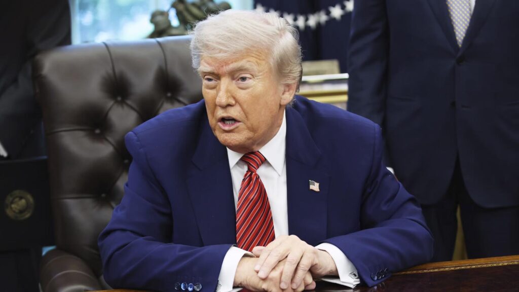 Trump Pardons Ex-Congressman, Ex-Governor, and 7 Others