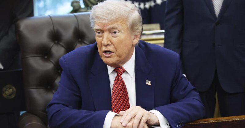 Trump Pardons Ex-Congressman, Ex-Governor, and 7 Others