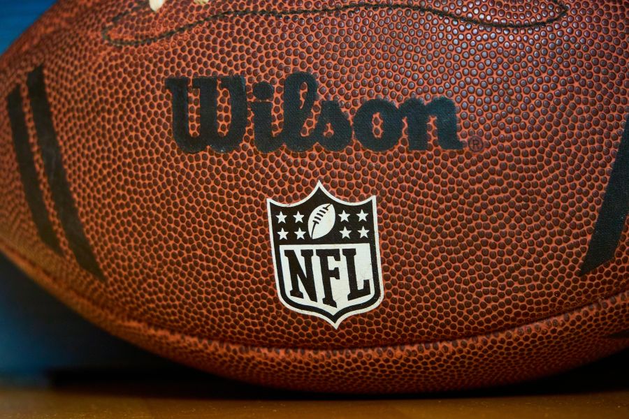 Four-Time Super Bowl Champion Dead at 76