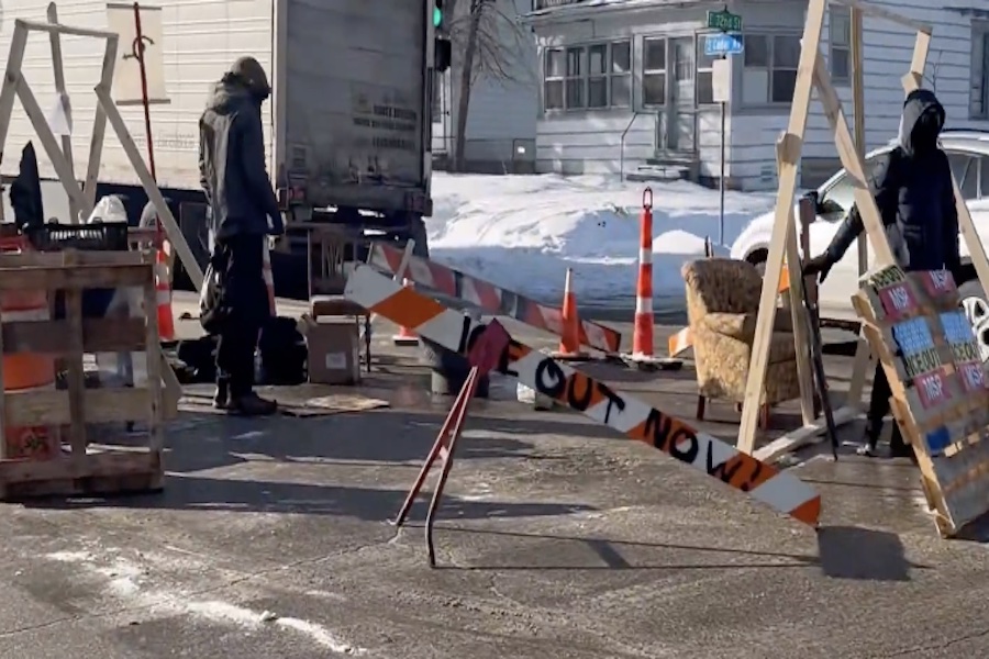 Minneapolis Anti-ICE Agitators Assault Conservative Journalist At Makeshift ‘Checkpoint’