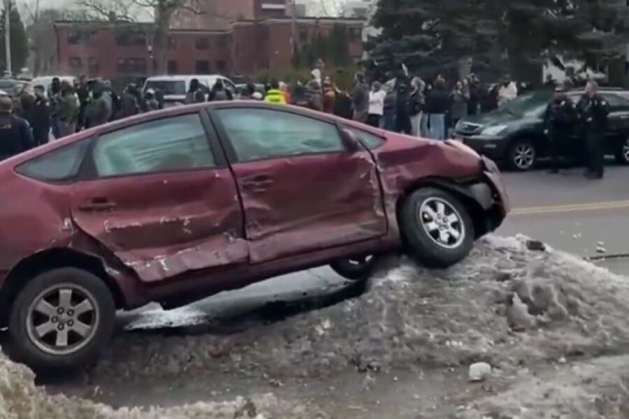 ICE Agents Involved In Major Car Crash In Minnesota