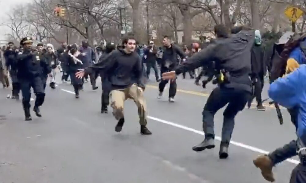 Dramatic Video Captures Officers Taking Down Would-Be Bomber