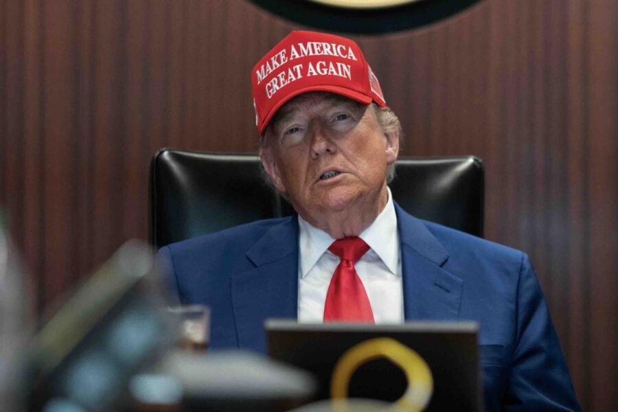 Trump’s Strategic Gathering at Camp David Amidst Rising Tensions with Iran