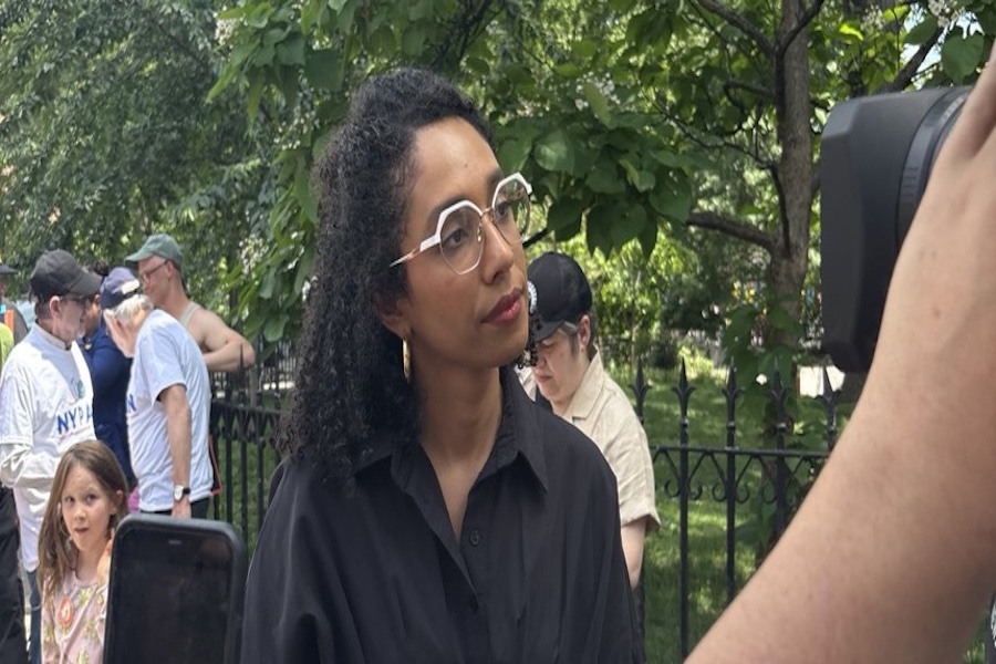 Socialist Candidate Triumphs in NY Primary Against Democratic Congressman