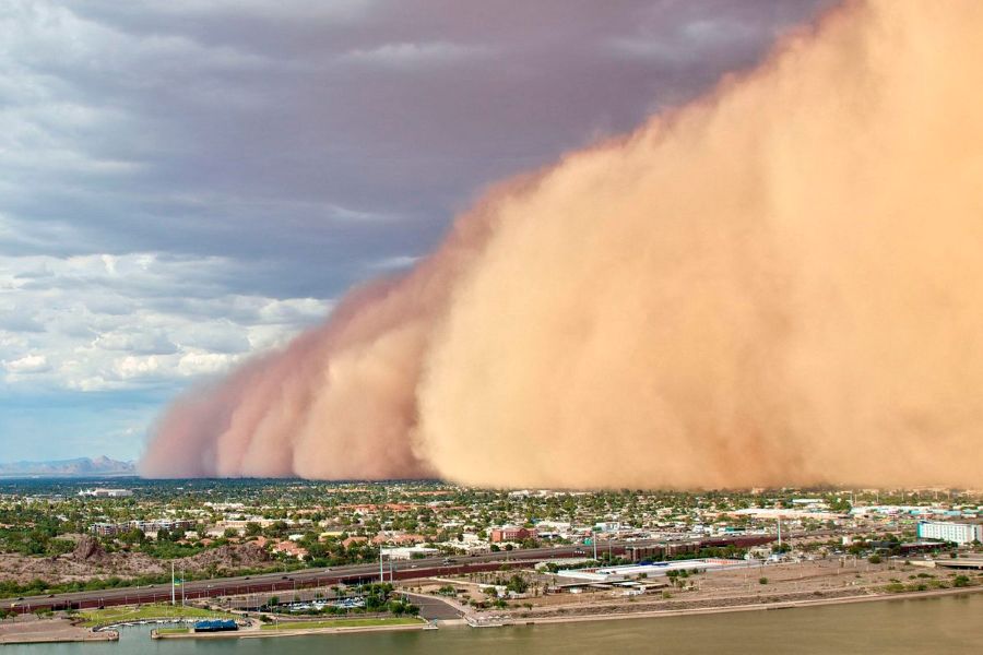 Urgent Alert: Residents in Three States Advised to Seal Windows Due to Toxic Dust