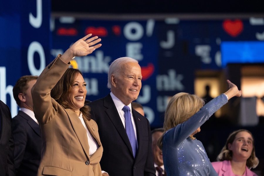 Poll Reveals Diminishing Democratic Edge for 2026 Midterms