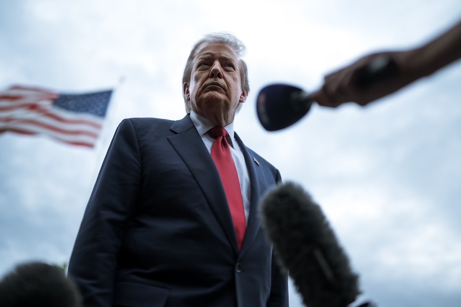 Bipartisan Measure Seeks to Restrict Trump’s Military Authority in Iran