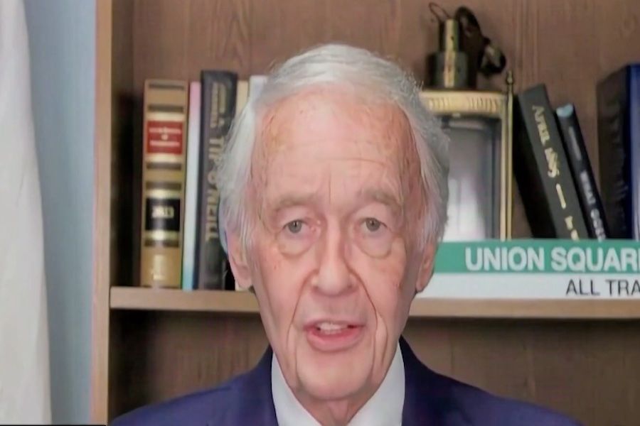 Democratic Senator Advocates for Increased Supreme Court Seats Under Future Democratic Leadership