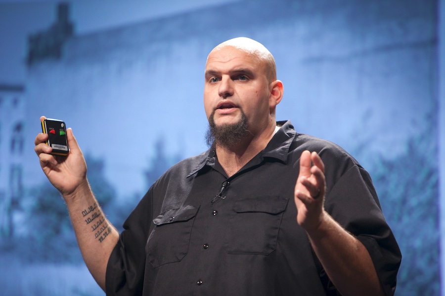 Fears Rise Among Democrats as Fetterman May Switch Allegiance