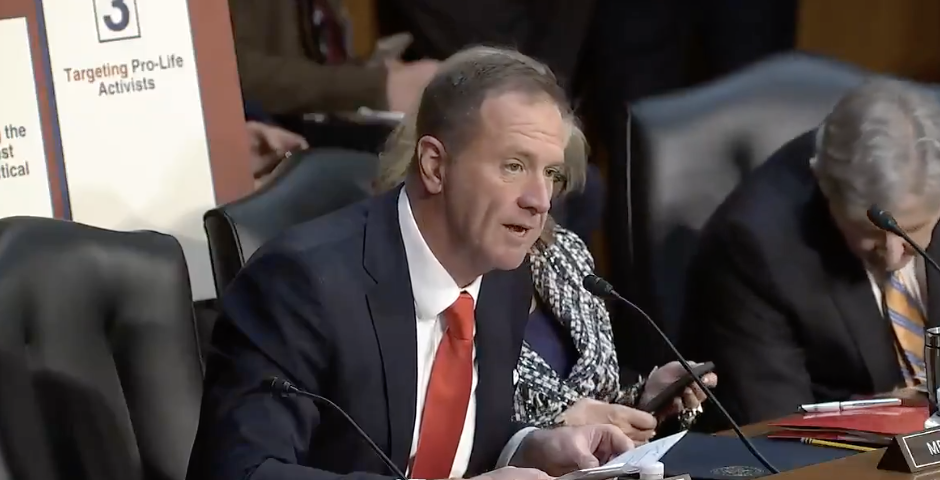Senator Schmitt Halts Democrat Plan for Haitian Migrant Status Extension