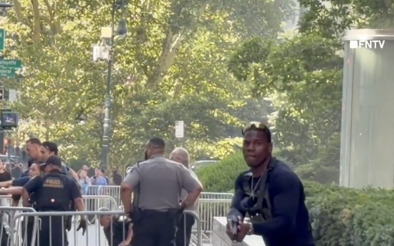 Armed Suspect Triggers Terror Investigation at Federal Plaza in NYC