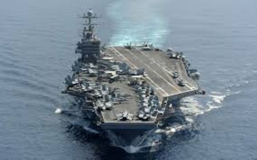 US Naval Forces Mobilize as Trump Considers Blockade Against Iran