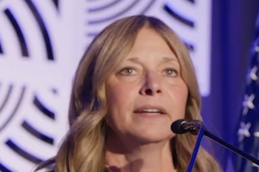 Gubernatorial Candidate Allegedly Attacked During Speech, Injuries Reported