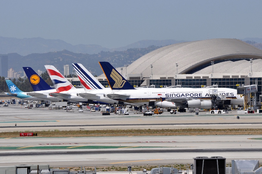 Collision Between Delta and Air Canada Planes at LAX
