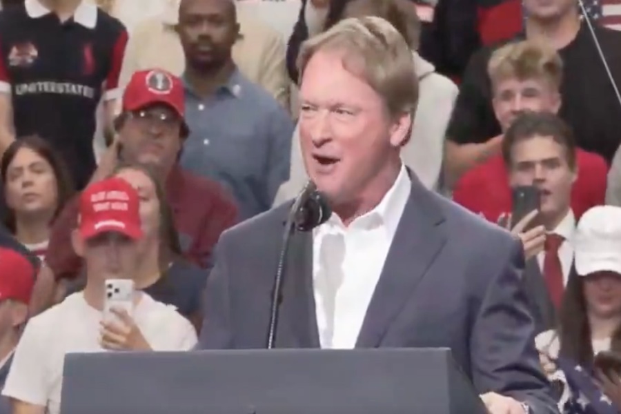 Former NFL Coach Delivers Inspiring Address at Trump Rally