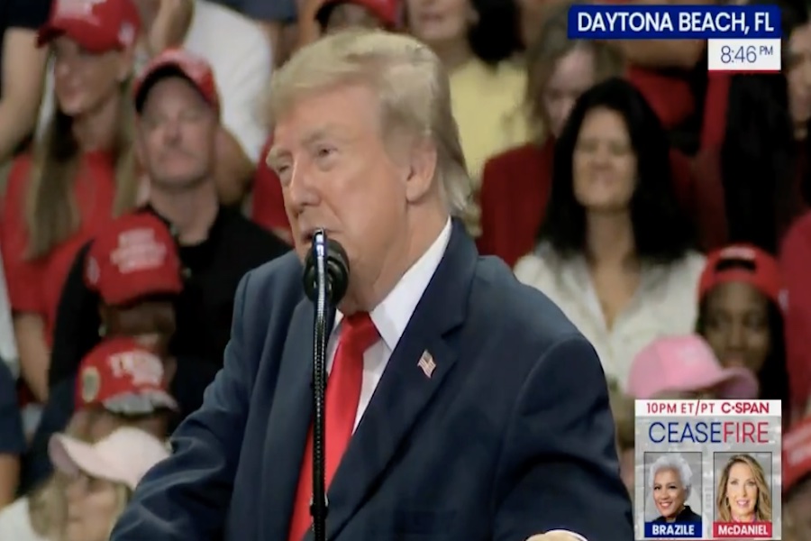 Trump Slams Hollywood Icon De Niro: ‘He’s Just Awful’